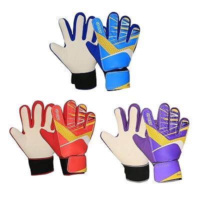 GOALKEEPER GLOVES